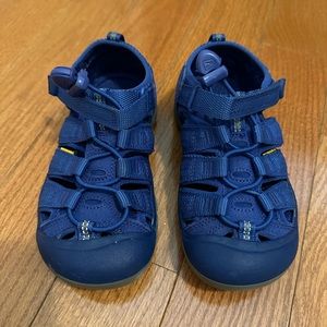 KEEN blue sandals